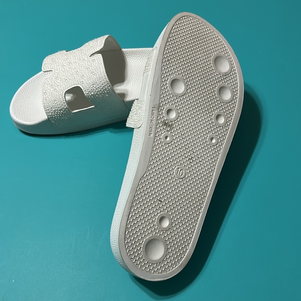 White Slide Sandals - Picture 5 of 7